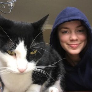 Meet your Posher, Abby